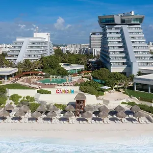 https://park-royal-cancun.quintano-roohotels.com